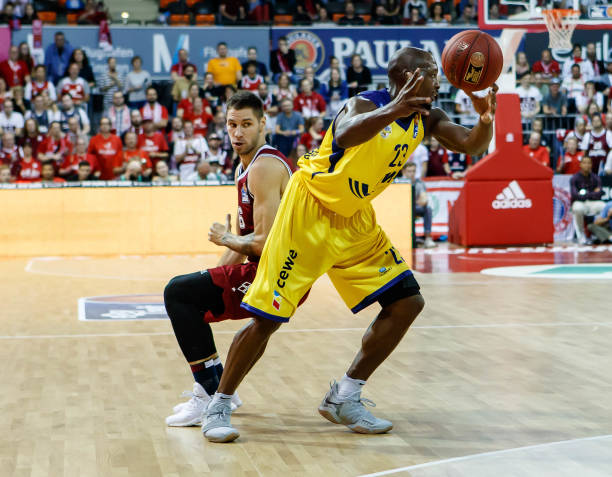 稳住他们在 稳住他们在