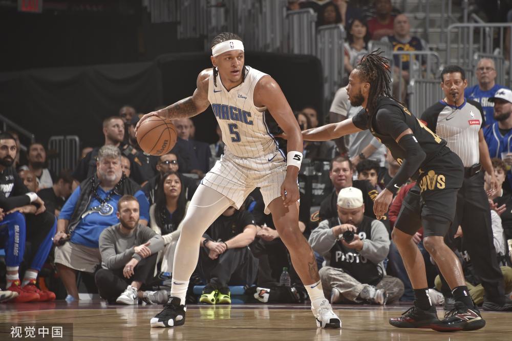 吸引了上万 吸引了上万