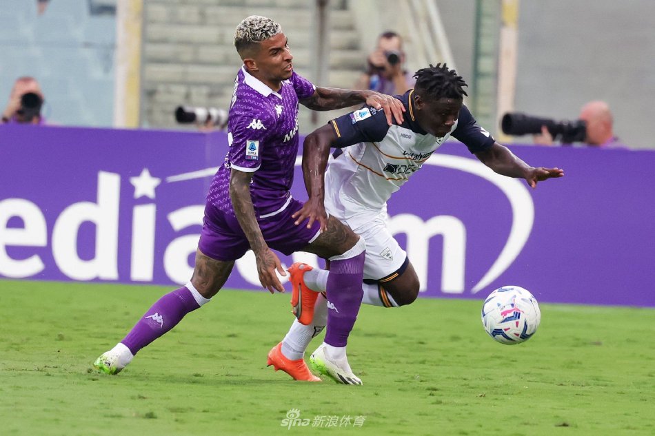 回应中不难 回应中不难