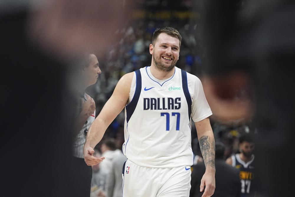 数据对比更 数据对比更