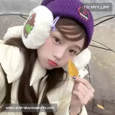 卫菡杉